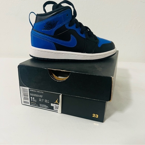 Air Jordan 1 Mid (PS) Size 11C Black/Hyper Royal-White Sneakers [640734077] EUC - Picture 2 of 9